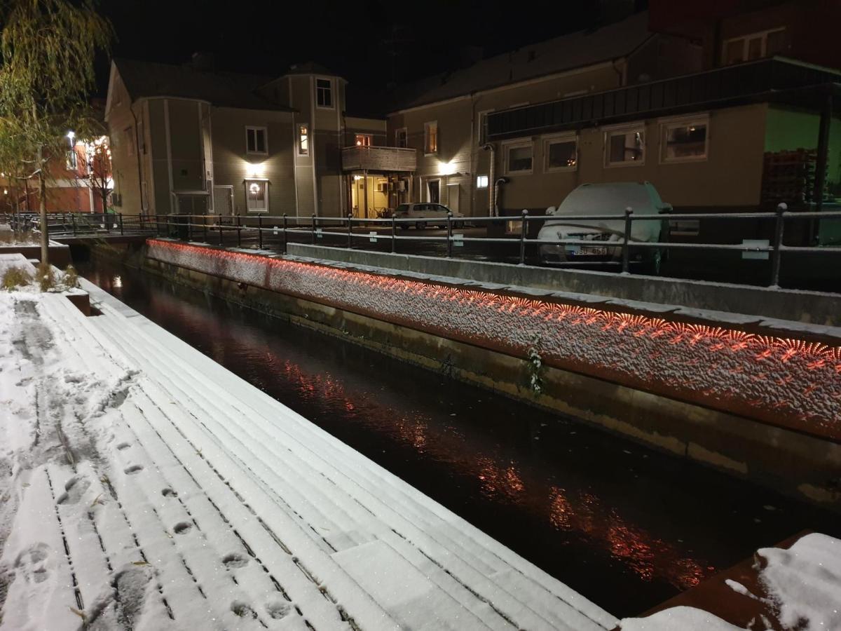 Rum I Centrum Ветланда Экстерьер фото